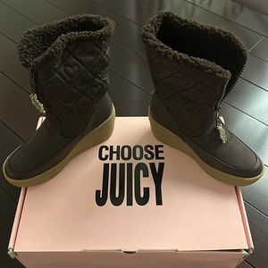 Brand new Juicy couture boots